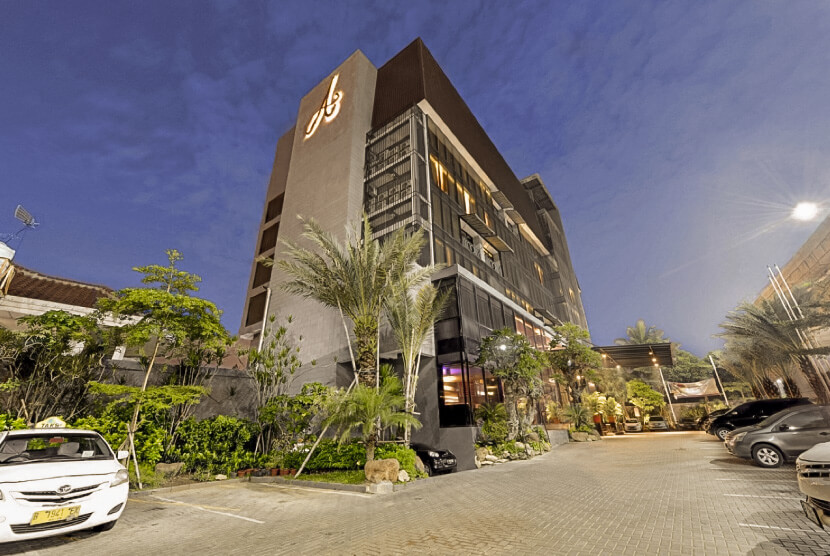 Cosmo Amaroossa Jakarta