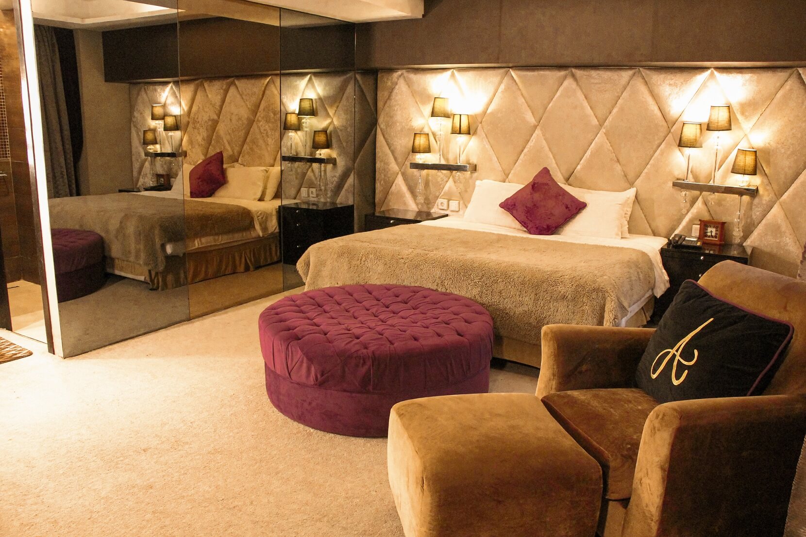 Amaroossa Hotel interior