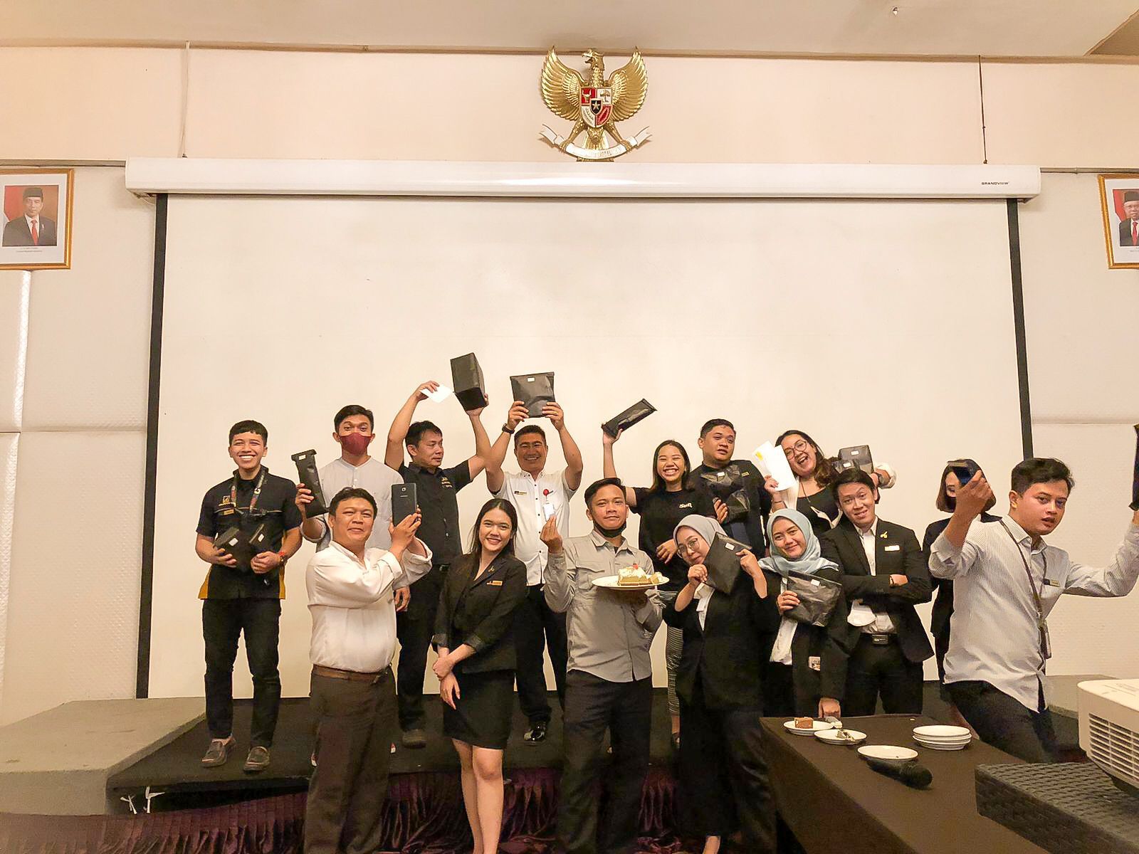 IFG Training, General Staff Meeting and 17 August Doorprize THE AMAROOSSA HOTEL BANDUNG — image 2